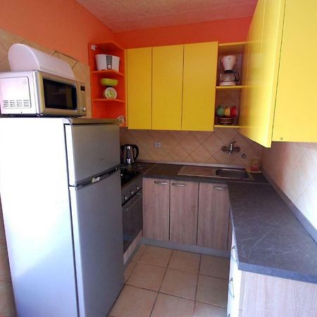 Apartments Juric By El-Pi Tours Njivice Extérieur photo