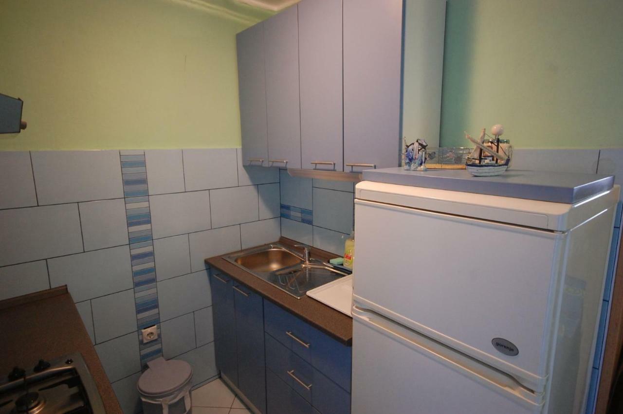 Apartments Juric By El-Pi Tours Njivice Extérieur photo