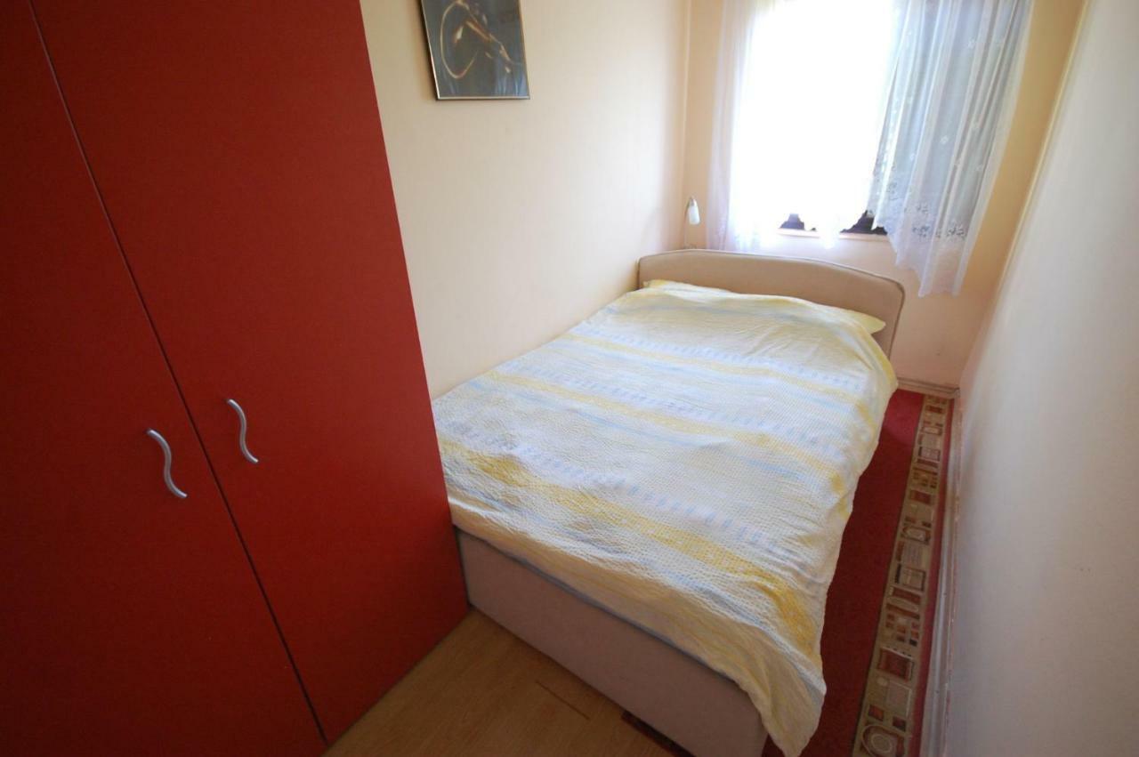 Apartments Juric By El-Pi Tours Njivice Extérieur photo