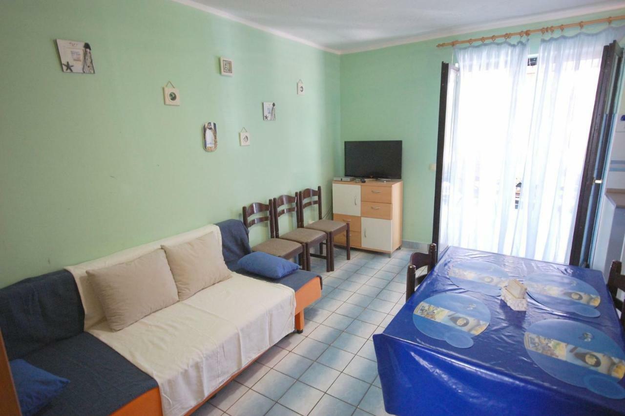 Apartments Juric By El-Pi Tours Njivice Extérieur photo