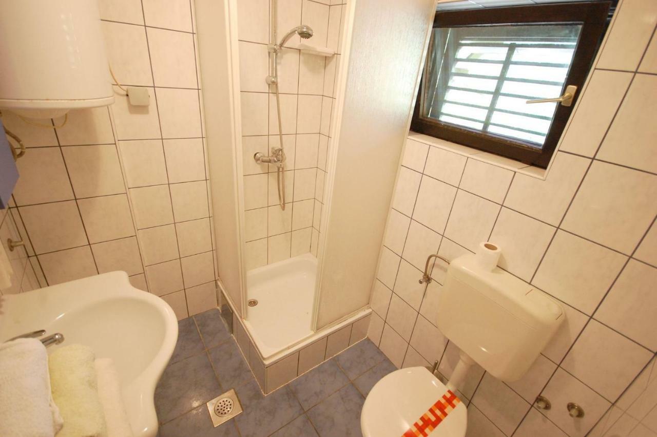 Apartments Juric By El-Pi Tours Njivice Extérieur photo